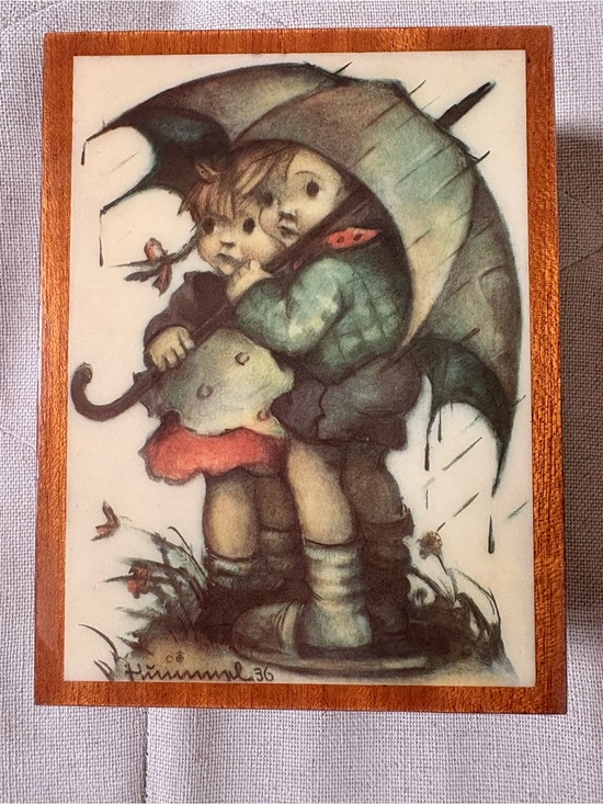 Hummel Other - Vintage Hummel 36 April Showers Children under Umbrella Wooden Music Trinket Box